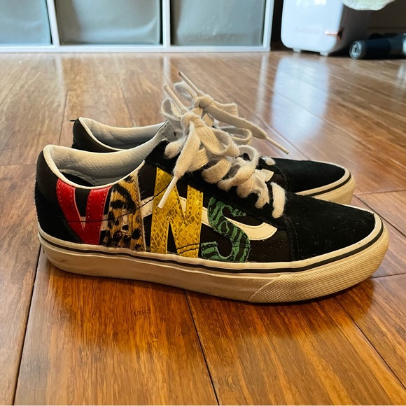 slide-on vans - Picture 1 of 4
